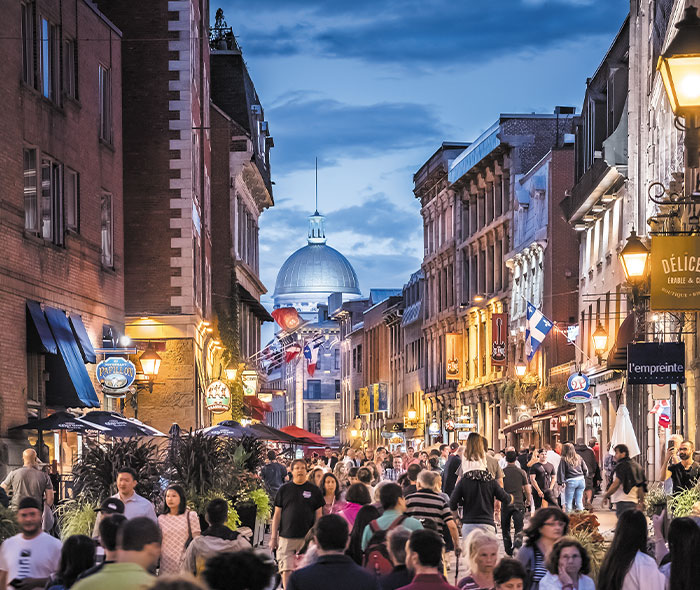 Vue du centre-ville de Montréal où l'on trouvede l'immobilier à vendre